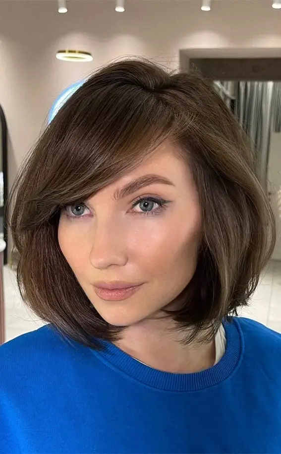 Chin Bob With Curtain Bangs and Blowout Chin Bob With Curtain Bangs and Blowout — Simple Side Part Bob