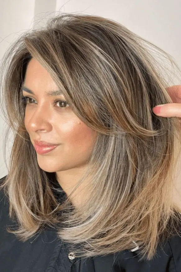 Collarbone Layered With Blonde Highlights, Blowout Collarbone Layered With Blonde Highlights, Blowout — Simple Side Swept Bangs