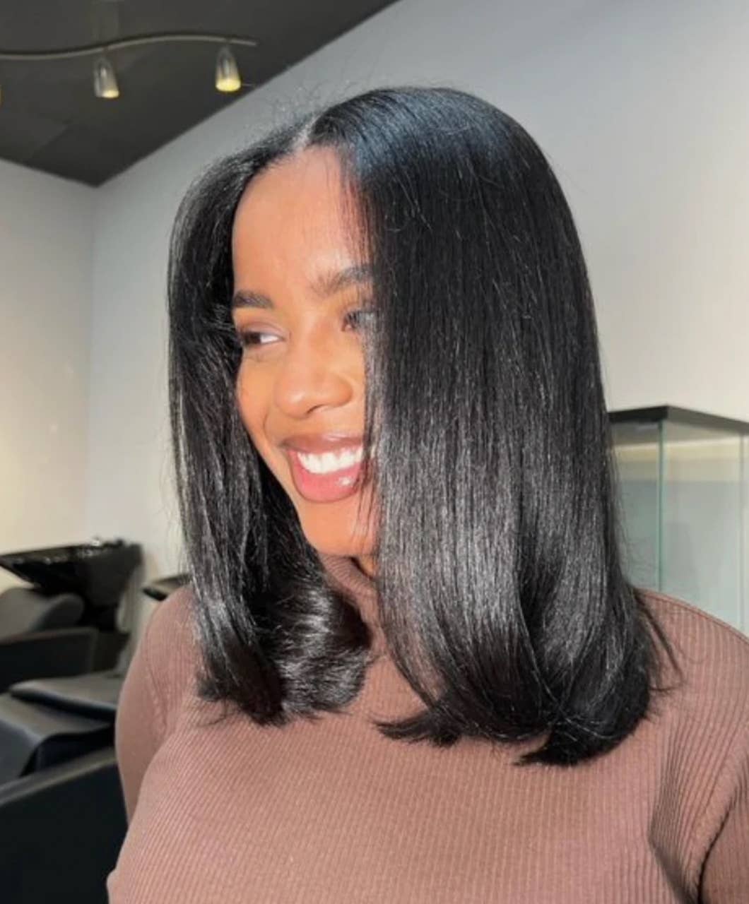 Thick Collarbone Lob Smooth Blowout — Simple Silk Press Hairstyles