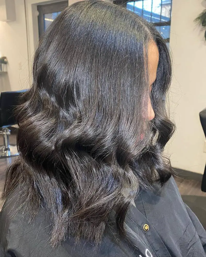 Voluminous Dark Brown Mid-Back Waves — Simple Silk Press Hairstyles