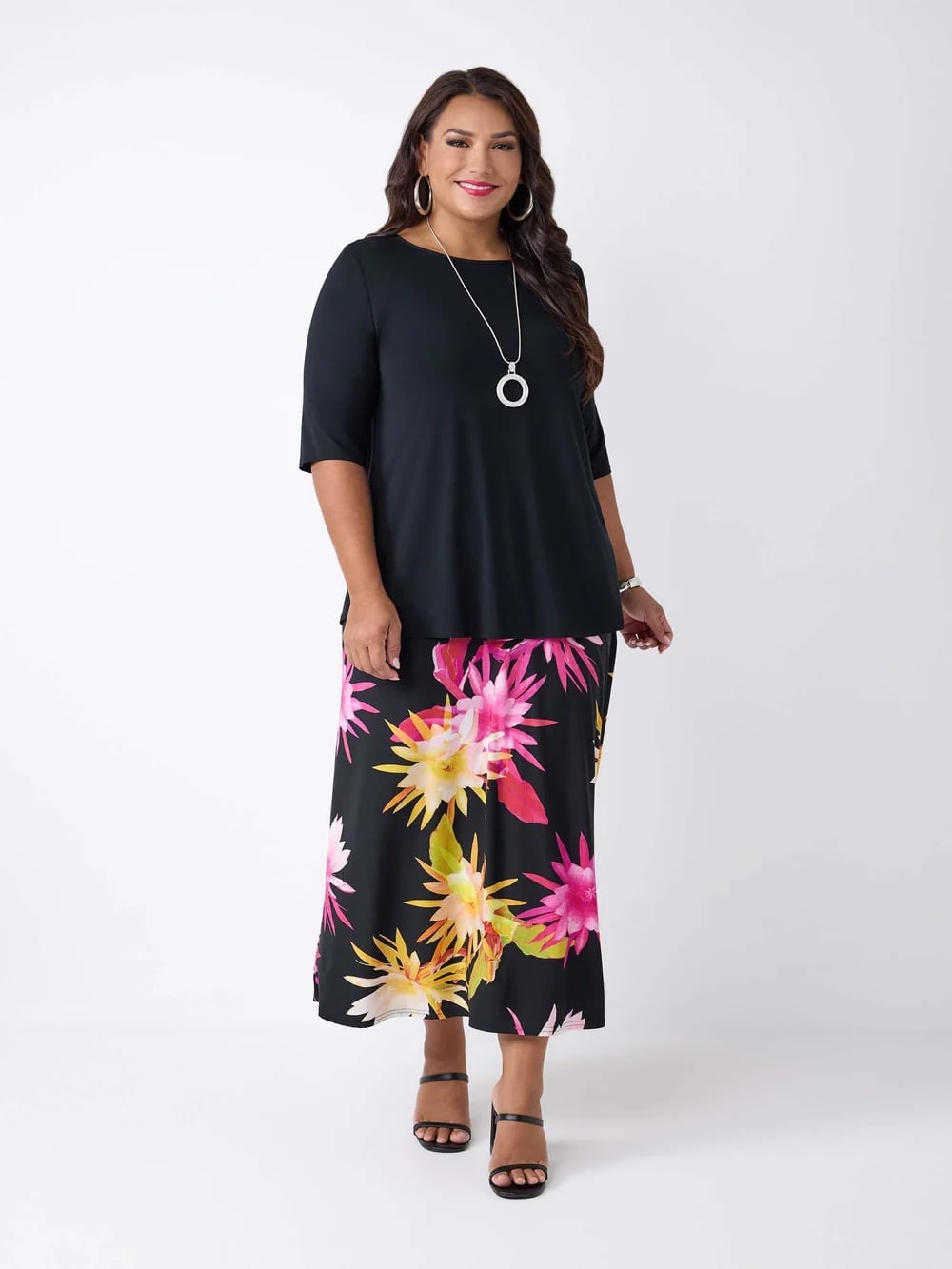 Floral Maxi Skirt with Heeled Sandals Floral Maxi Skirt with Heeled Sandals — Simple Skirt Outfit Plus Size