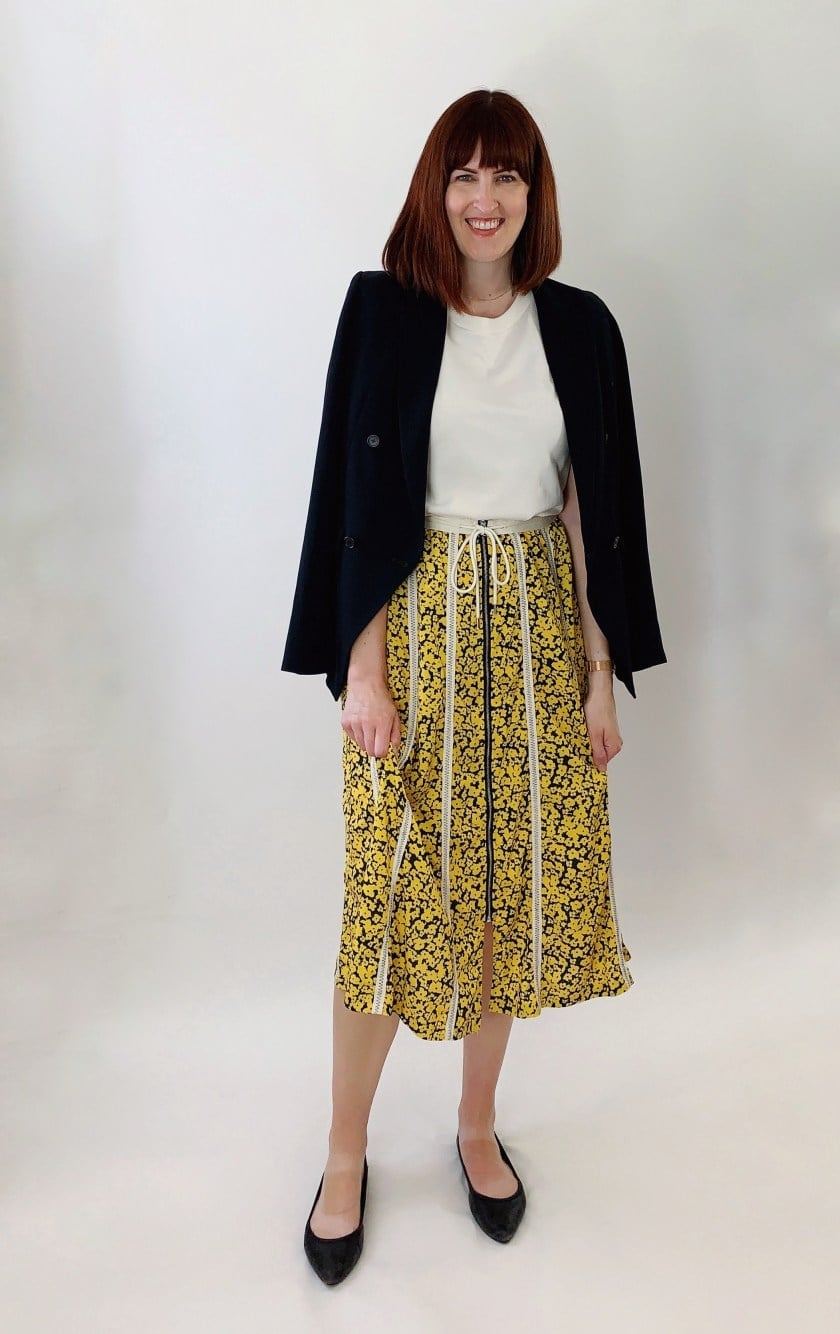 Floral Print Midi Skirt with Navy Blazer Floral Print Midi Skirt with Navy Blazer — Simple Skirt Outfit Work