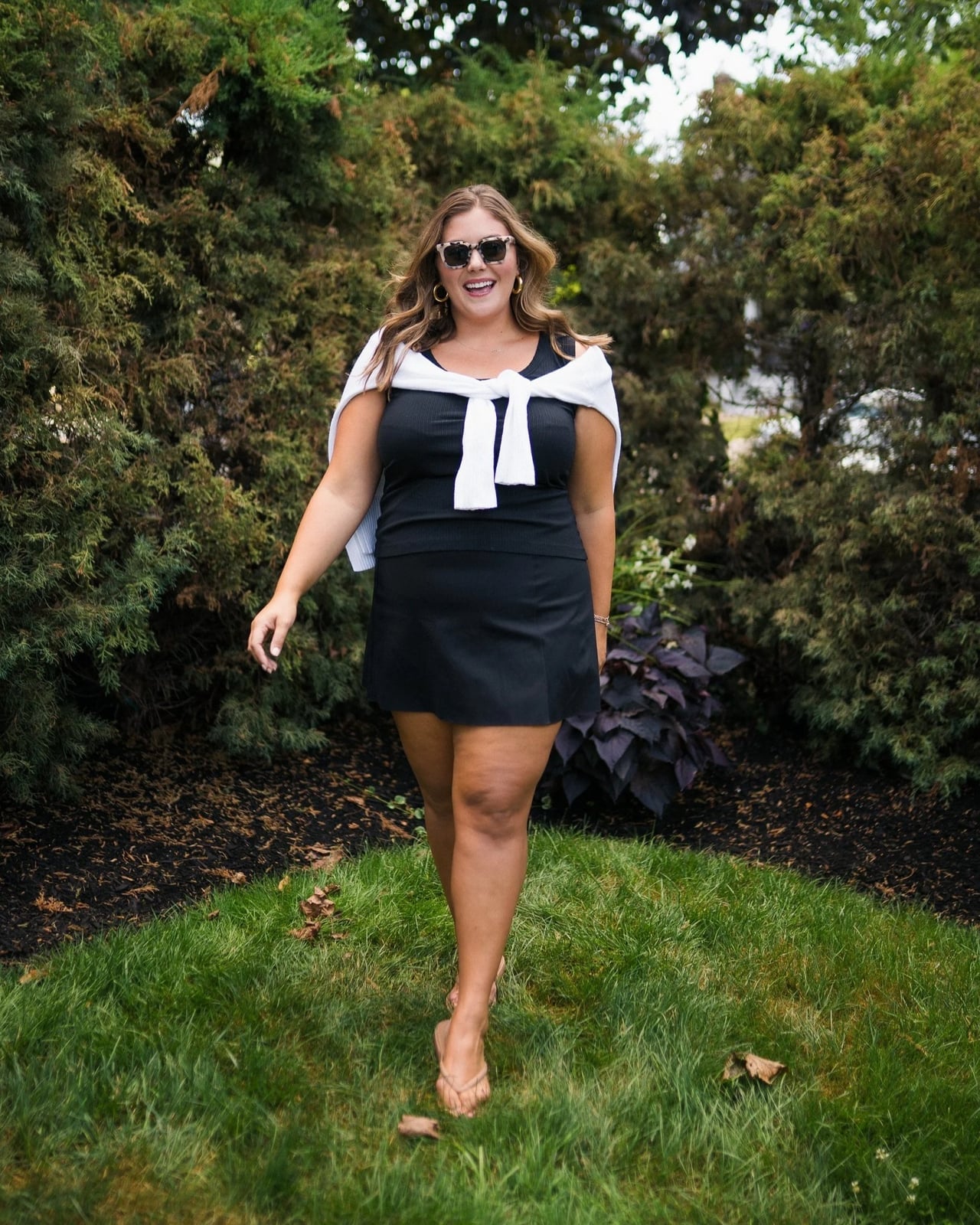 Black Skort with White Tank and Tied Sweater Black Skort with White Tank and Tied Sweater — Simple Skort Outfits