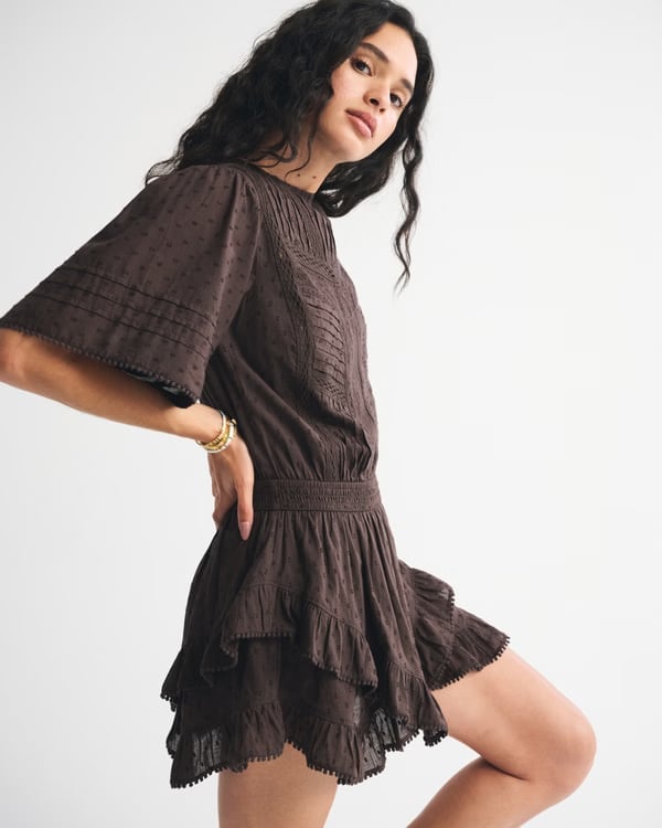 Brown Textured Cotton Mini Skort with Ruffled Hem Brown Textured Cotton Mini Skort with Ruffled Hem — Simple Skort Outfits