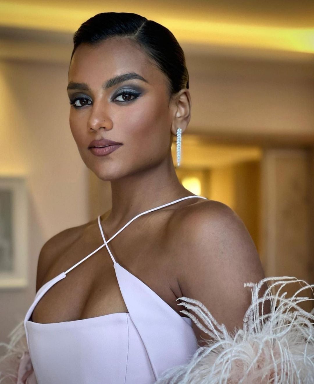 Pale Pink Strappy Dress with Feathered Stole Pale Pink Strappy Dress with Feathered Stole — Simple Slicked Back