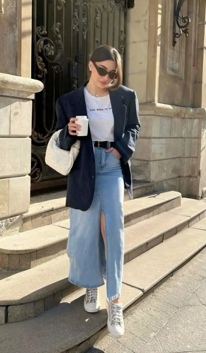 Oversized Blazer with Denim Maxi Skirt Oversized Blazer with Denim Maxi Skirt — Simple Smart Casual Outfits