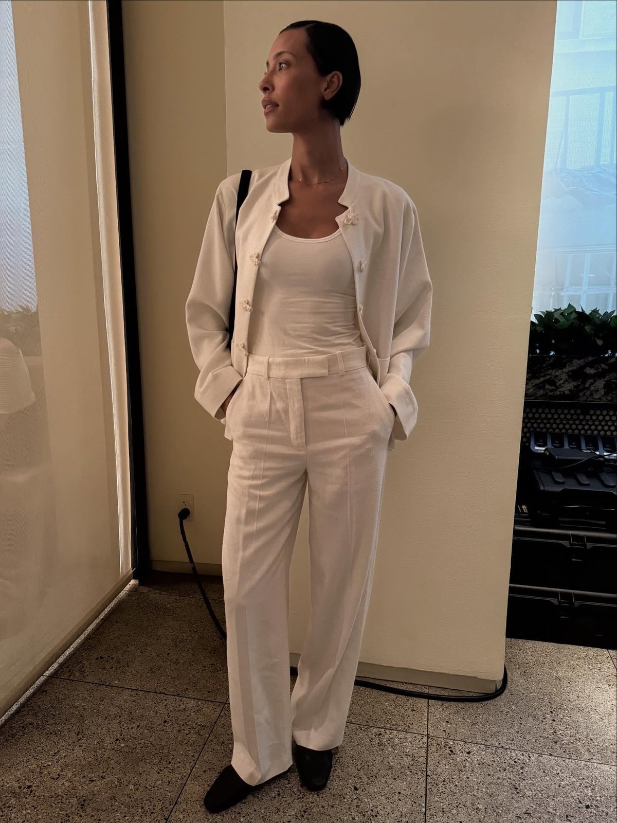 Monochromatic White Linen-Like Set Monochromatic White Linen-Like Set — Simple Smart Casual Outfits