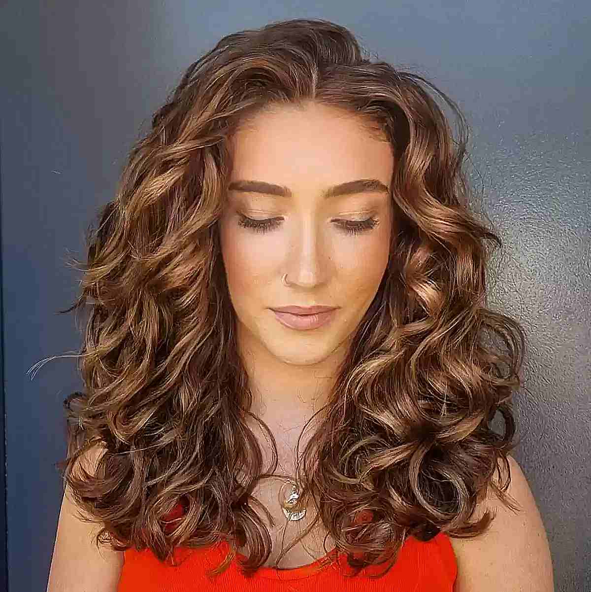 Mid-Back Golden Blonde Voluminous Curls Mid-Back Golden Blonde Voluminous Curls — Simple Soft Curls