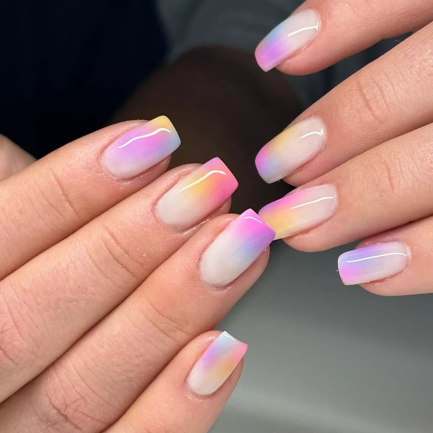 Vibrant Gradient Glossy Short Squoval Nails Vibrant Gradient Glossy Short Squoval Nails — Simple Squoval Nails