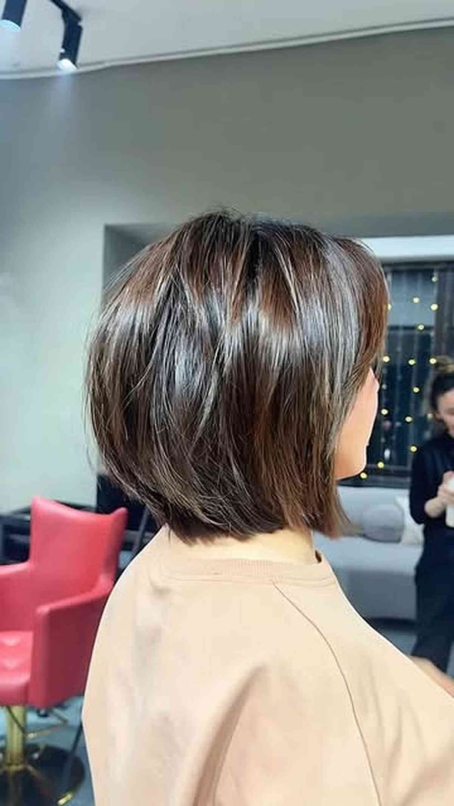 Brown Stacked Bob With Streaks Brown Stacked Bob With Streaks — Simple Stacked Bob