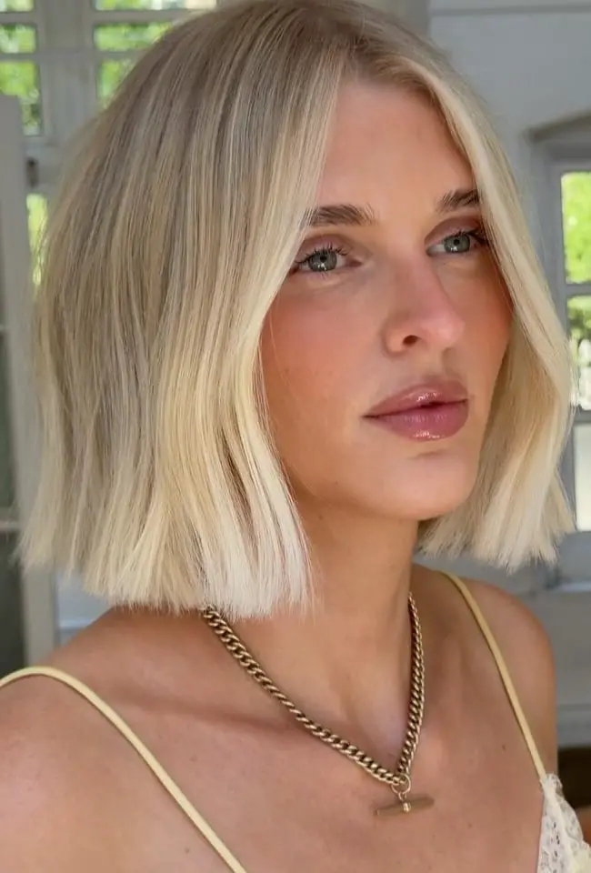 Dark Brown Bob With Lived-In Texture, Chin — Simple Textured Bob