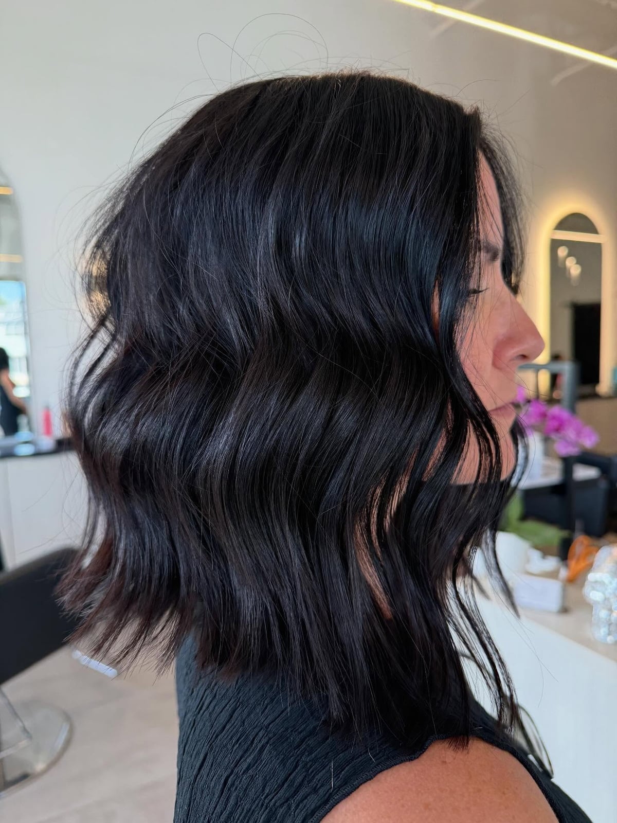 Angled Collarbone Bob With Loose Waves, Dark Brown — Simple Textured Bob