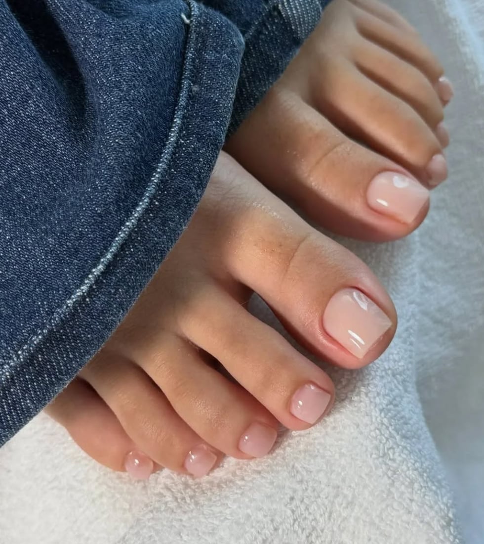 Glossy Deep Burgundy Red Short Square Toenails With Milky Pink Polish Glossy Deep Burgundy Red Short Square Toenails With Milky Pink Polish — Simple Toe Nails Colors