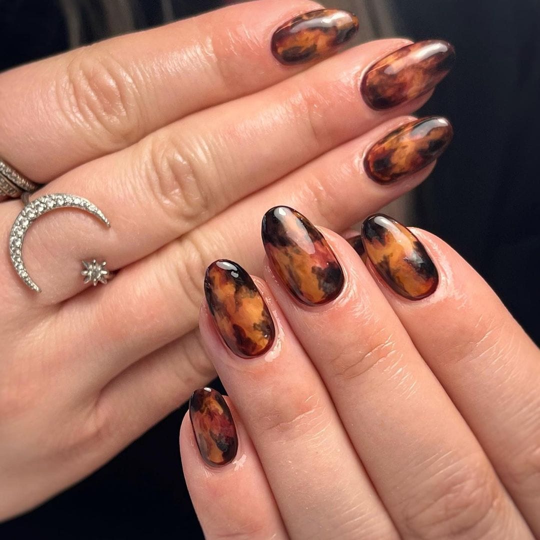 Medium Almond Classic Tortoise Medium Almond Classic Tortoise — Simple Tortoise Nails