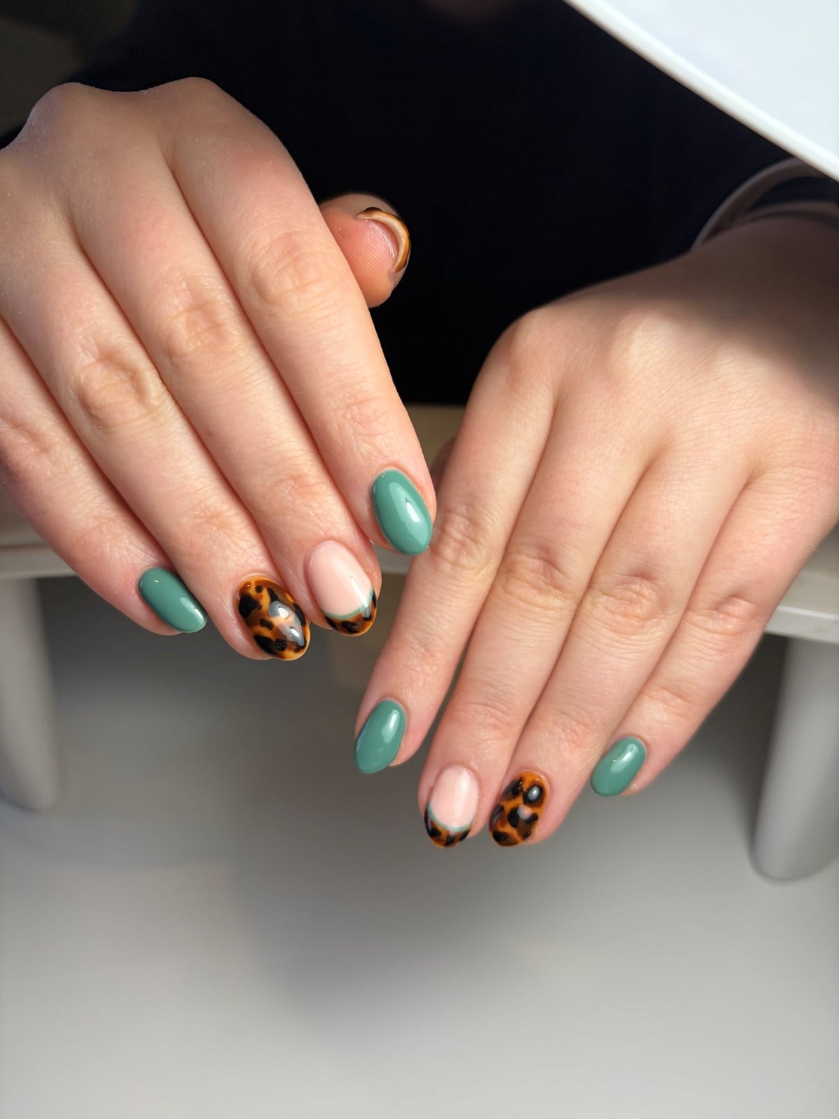 Deep Green Tortoise Shell Accent Short Square Nails — Simple Tortoise Shell Nails