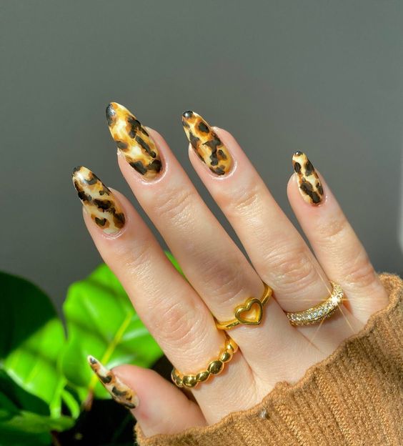 Bold Tortoise Shell Long Almond Nails — Simple Tortoise Shell Nails
