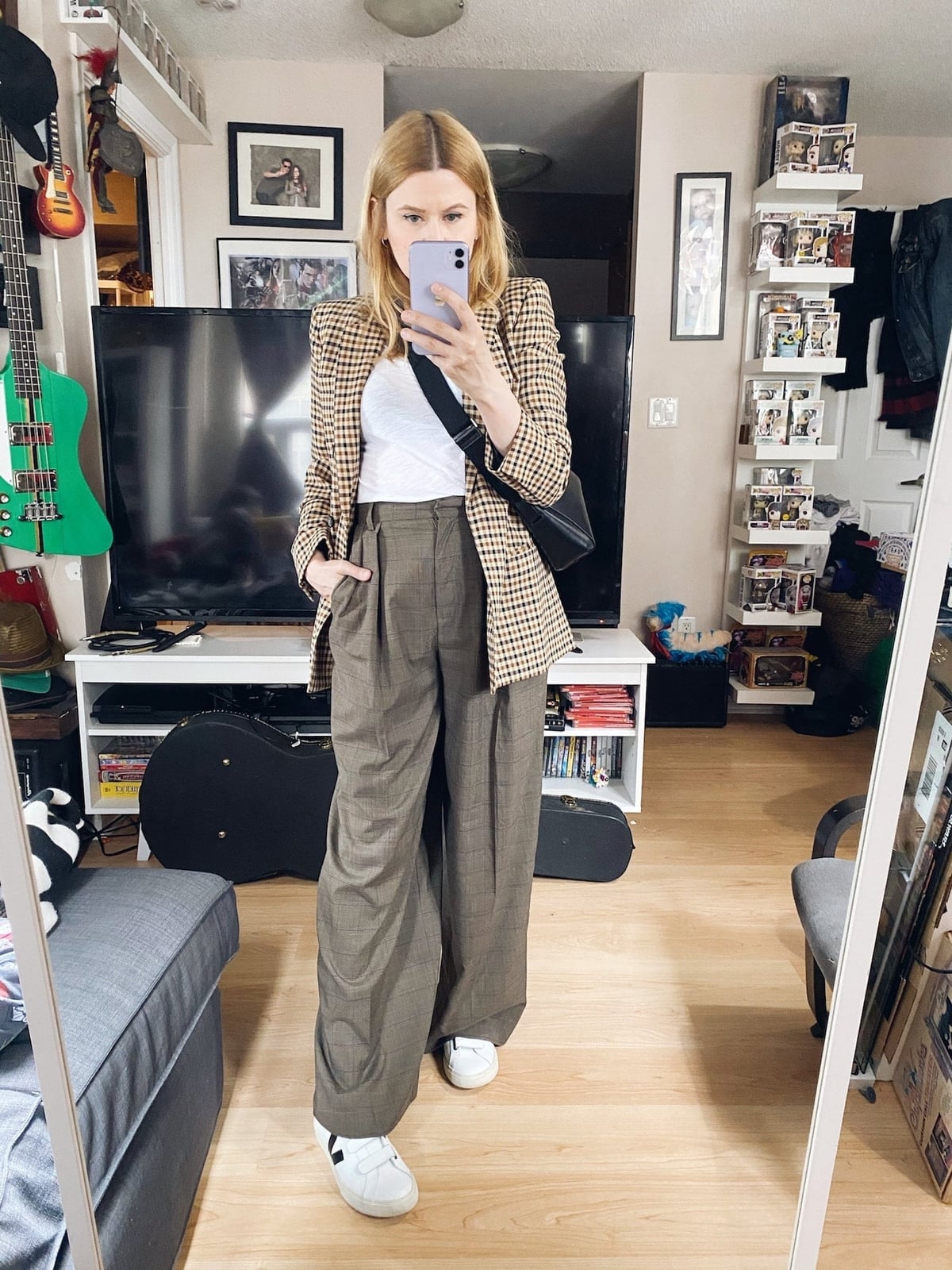 Plaid Wide-Leg Trousers With Checked Blazer Plaid Wide-Leg Trousers With Checked Blazer — Simple Trouser Outfits