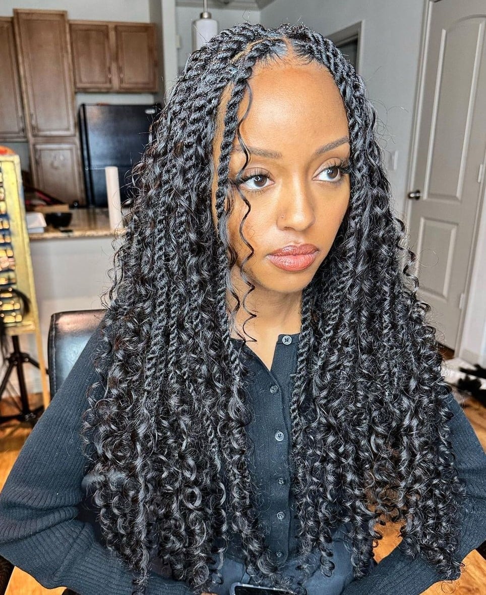 Mid-Back Two Strand Twists With Curly Ends Mid-Back Two Strand Twists With Curly Ends — Simple Two Strand Twists