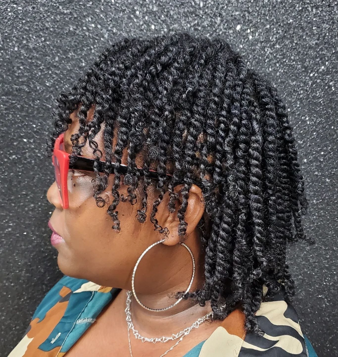Collarbone Twists Defined Texture Collarbone Twists Defined Texture — Simple Two Strand Twists