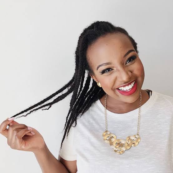 Long Defined Two Strand Twists DIY Long Defined Two Strand Twists DIY — Simple Two Strand Twists