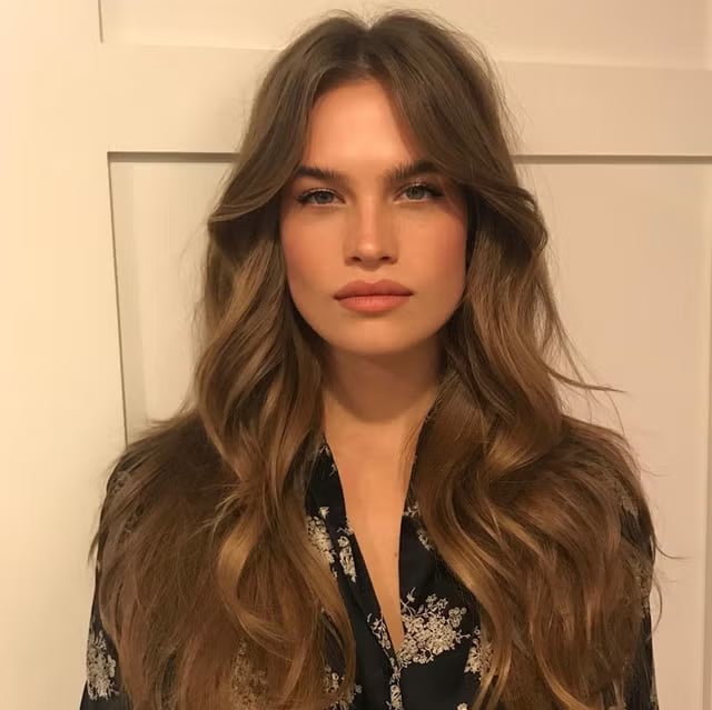 Shoulder Length Layered Shag With Textured Ends Shoulder Length Layered Shag With Textured Ends — Simple U Shape Haircuts
