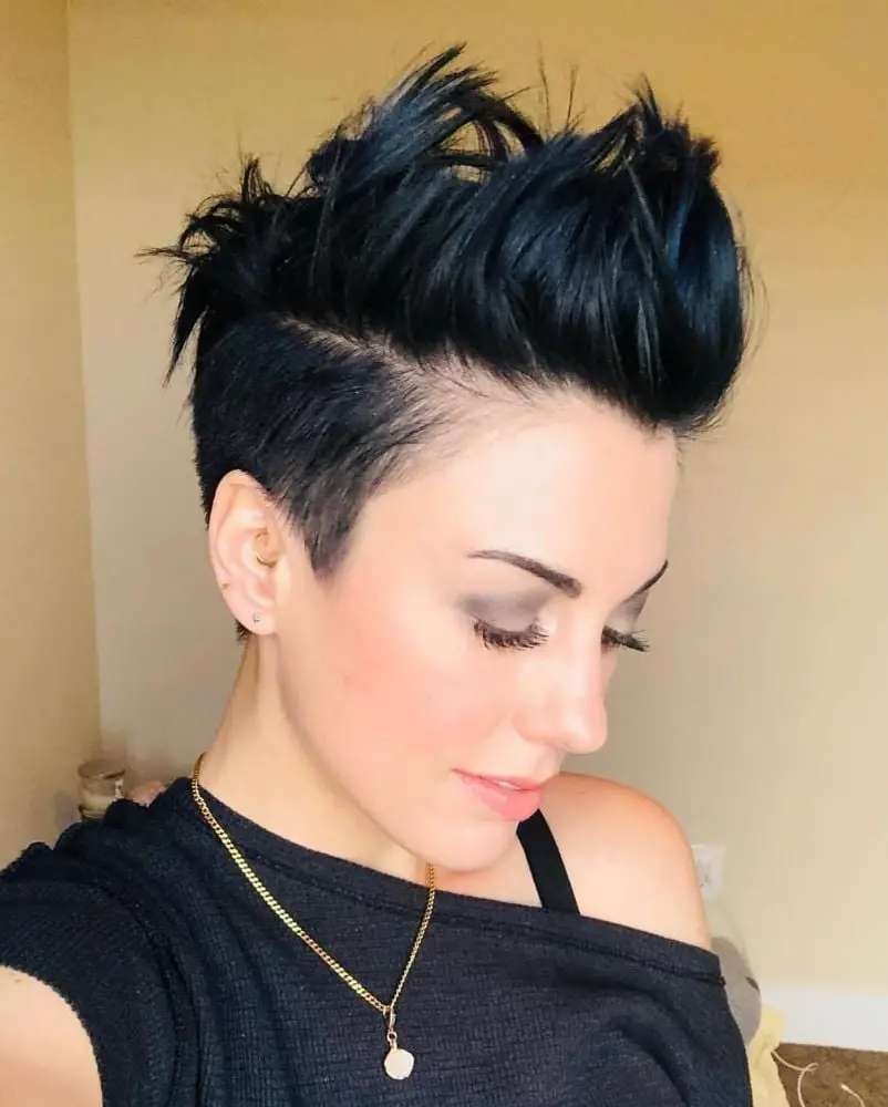 Spiky Black Pixie With Blue Undertones And Undercut Spiky Black Pixie With Blue Undertones And Undercut — Simple Undercut Hairstyles