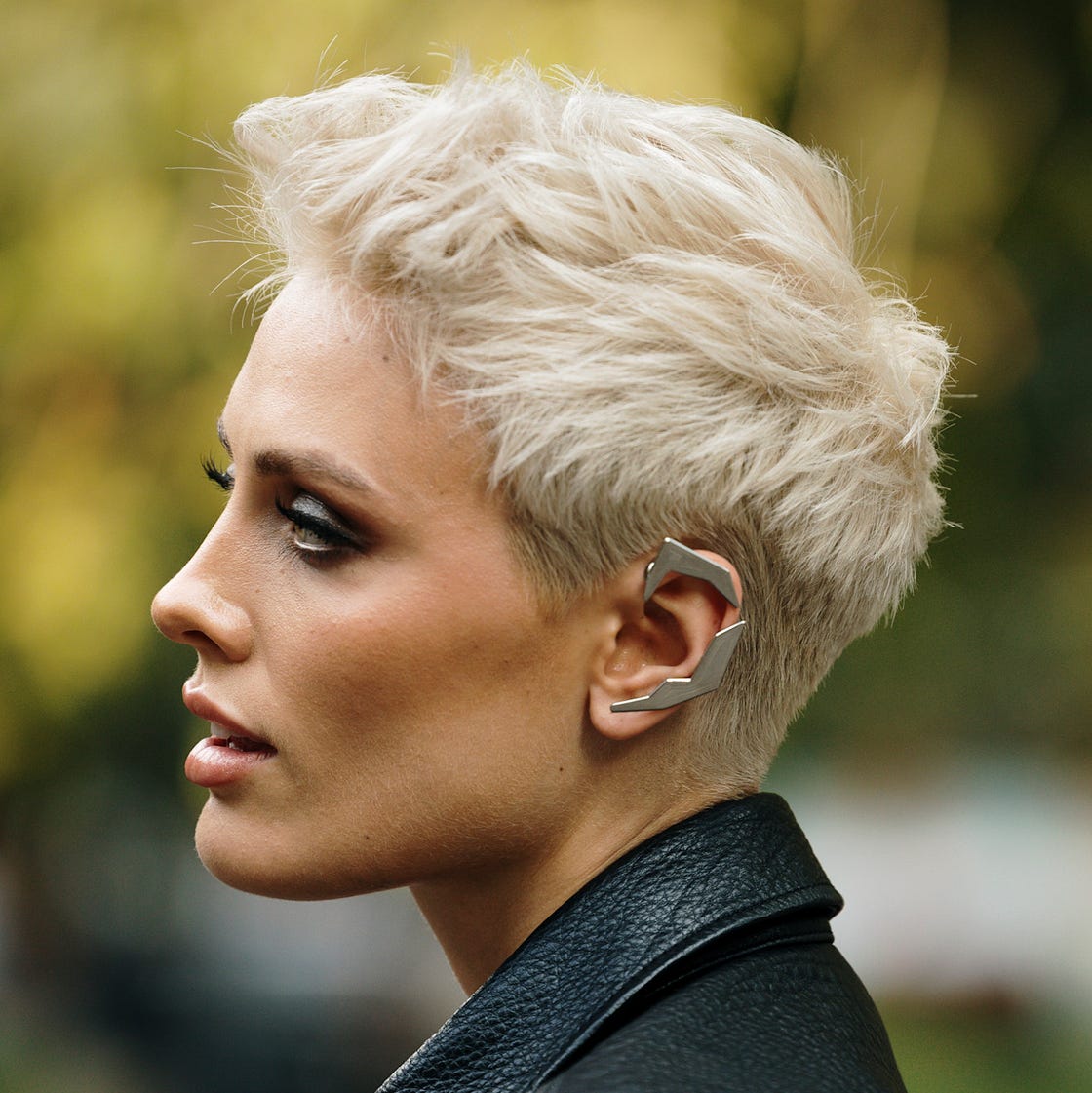 Platinum Blonde Undercut Pixie With Textured Top Platinum Blonde Undercut Pixie With Textured Top — Simple Undercut Hairstyles