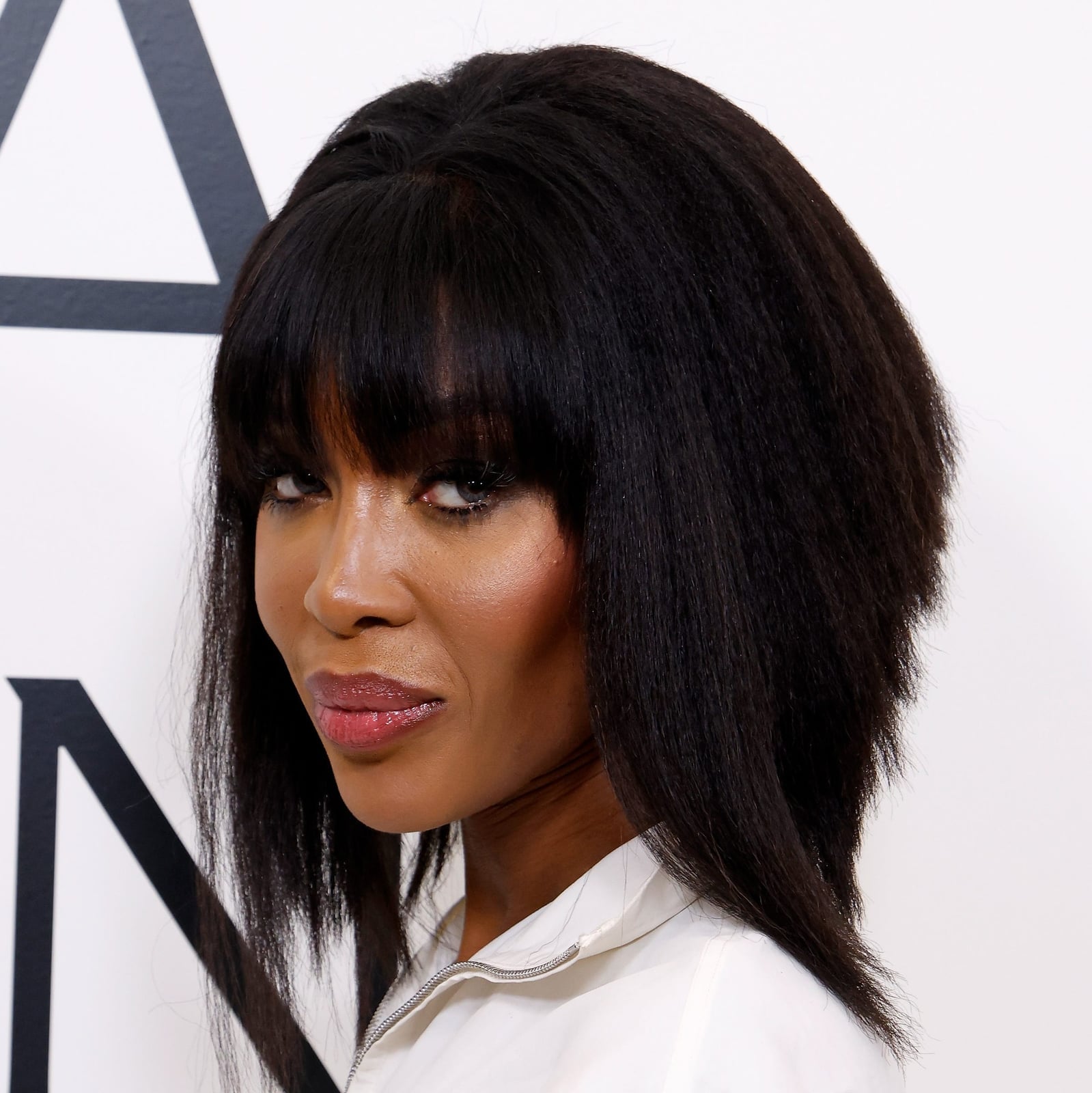 Mid-Back Dark Blonde With Air-Dried Texture Mid-Back Dark Blonde With Air-Dried Texture — Simple Voluminous Hair