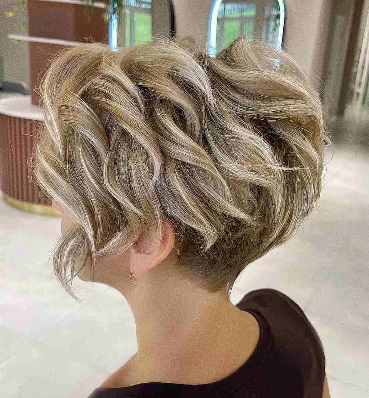 Short Pixie Bob With Undercut Short Pixie Bob With Undercut — Simple Wavy Haircuts