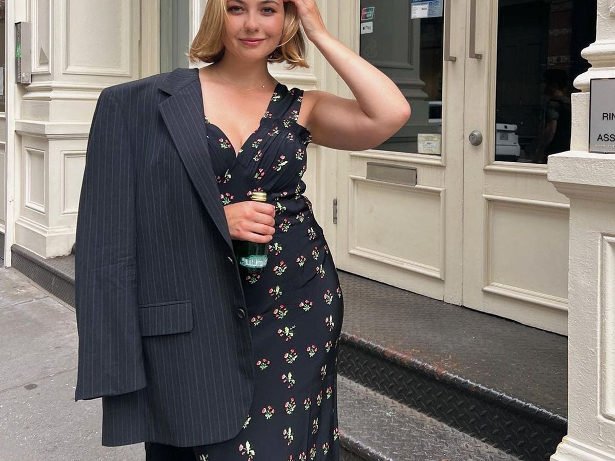 Black Floral Midi Dress with Oversized Blazer Black Floral Midi Dress with Oversized Blazer — Simple Wedding Guest Outfits