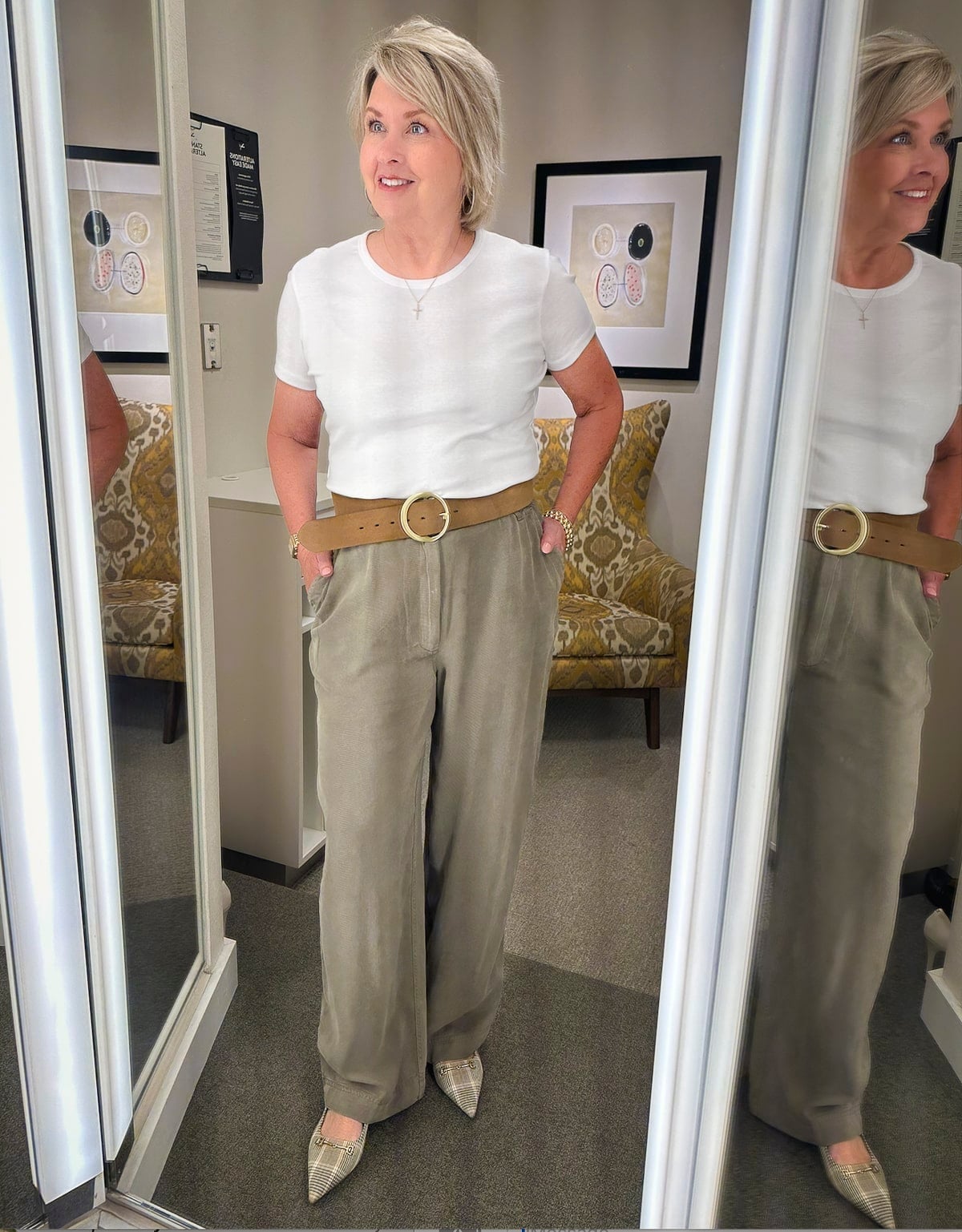 Wide Leg Trousers with Crewneck T-shirt and Belt Wide Leg Trousers with Crewneck T-shirt and Belt — Simple Weekend Outfits