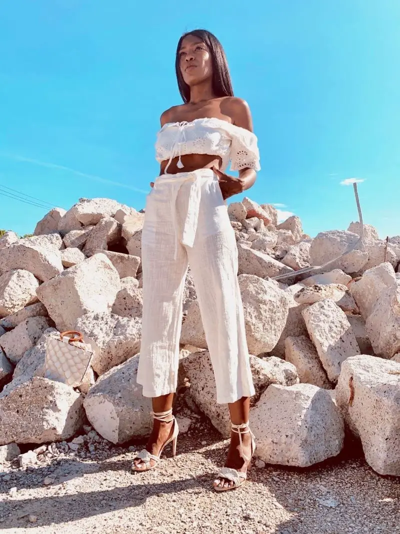 White Crochet Crop Top With Linen Trousers White Crochet Crop Top With Linen Trousers — Simple White Top Outfits