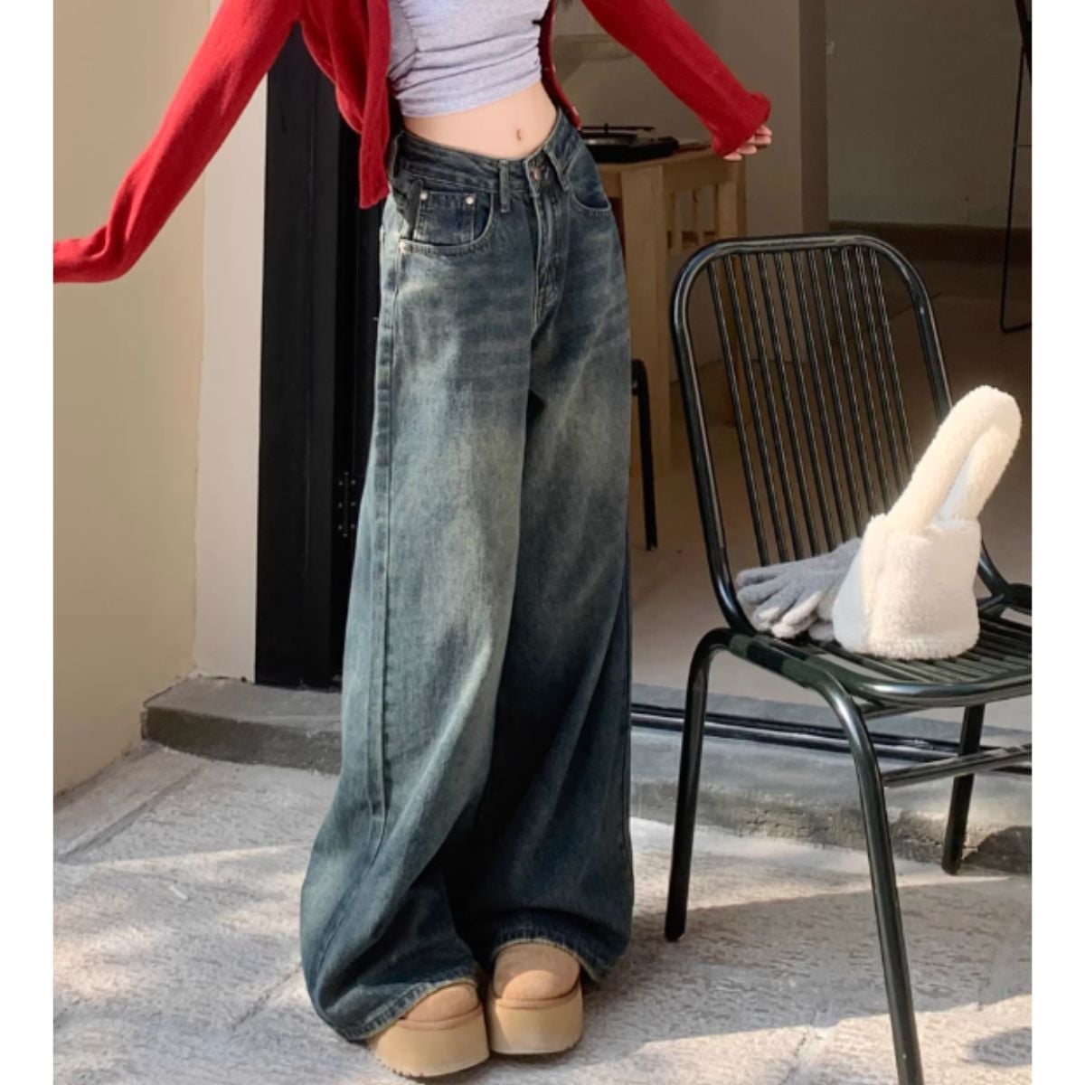 Red Cardigan and Gray Crop Top with Extremely Wide Leg Jeans Red Cardigan and Gray Crop Top with Extremely Wide Leg Jeans — Simple Wide Leg Jeans Outfits