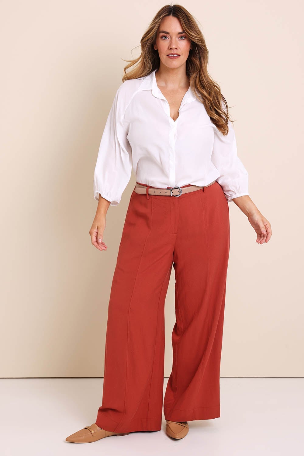 Rust Orange Wide Leg Trousers With White Collared Shirt Rust Orange Wide Leg Trousers With White Collared Shirt — Simple Wide Leg Pants Outfits