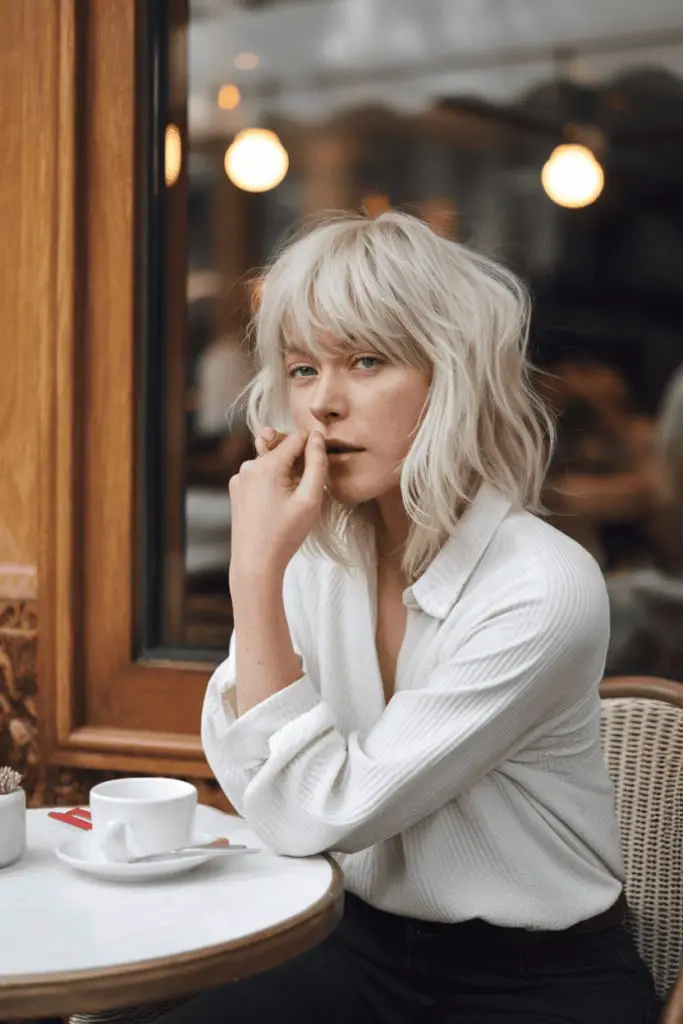 Fine Ash Blonde Wolf Cut With Choppy Layers Fine Ash Blonde Wolf Cut With Choppy Layers — Simple Wolf Cut