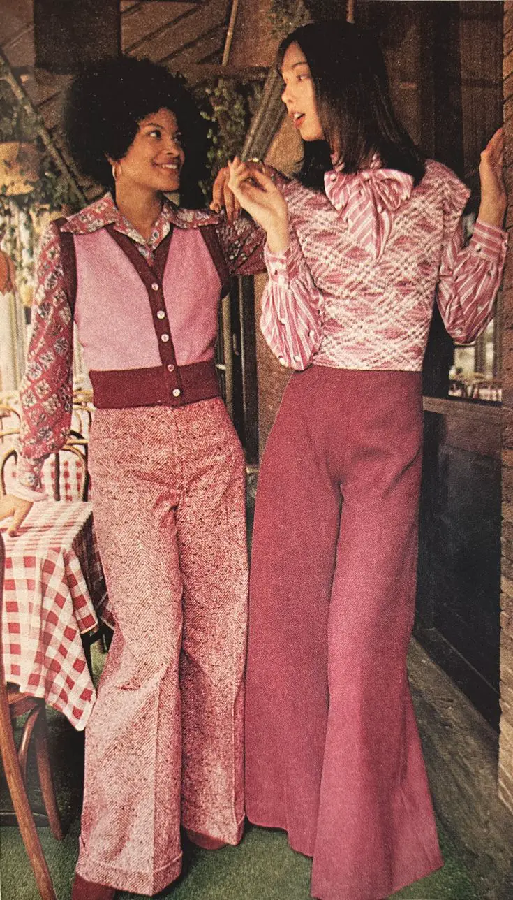 Wide-leg Trousers with Knit Vest Wide-leg Trousers with Knit Vest — Trendy 70s Style