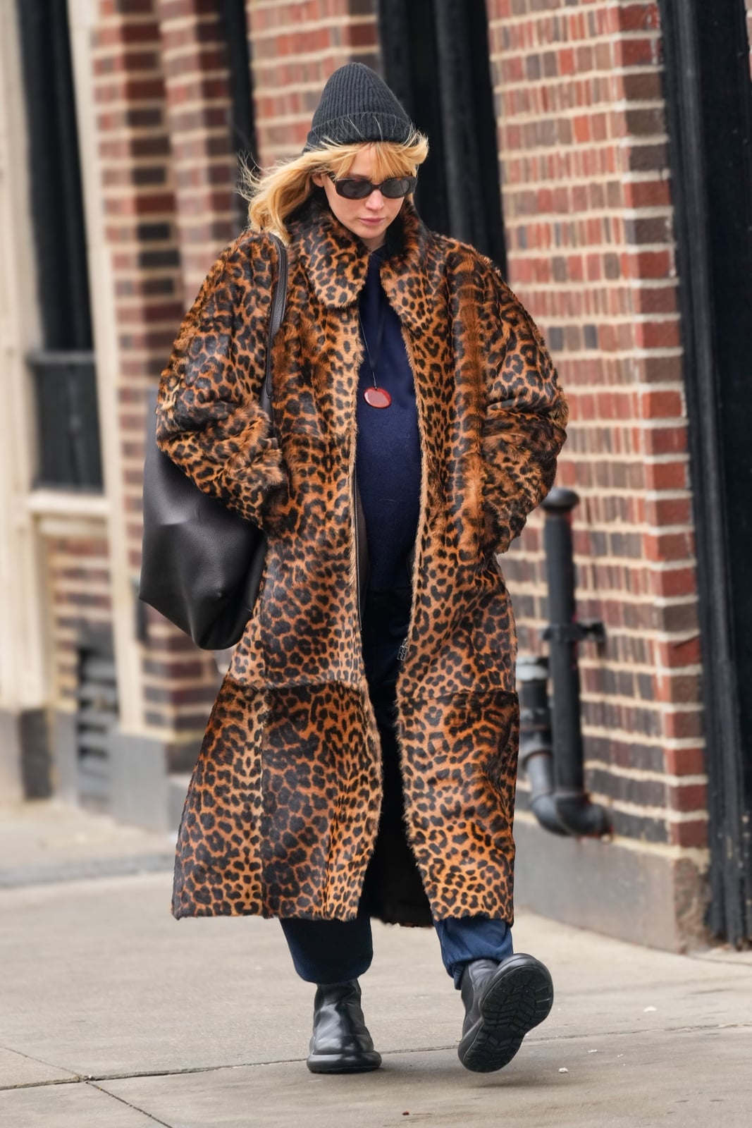 Oversized Leopard Print Coat With Navy Sweater Oversized Leopard Print Coat With Navy Sweater — Trendy Animal Print Outfits