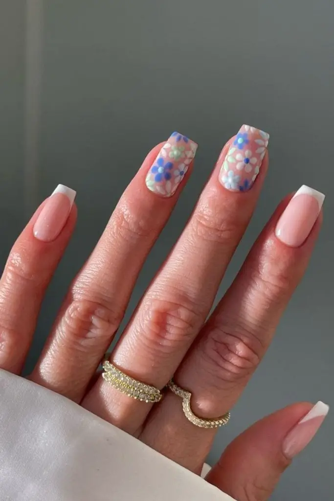 Short Almond Classic French Tip Floral Accent Nails Short Almond Classic French Tip Floral Accent Nails — Trendy Baby Blue Nails