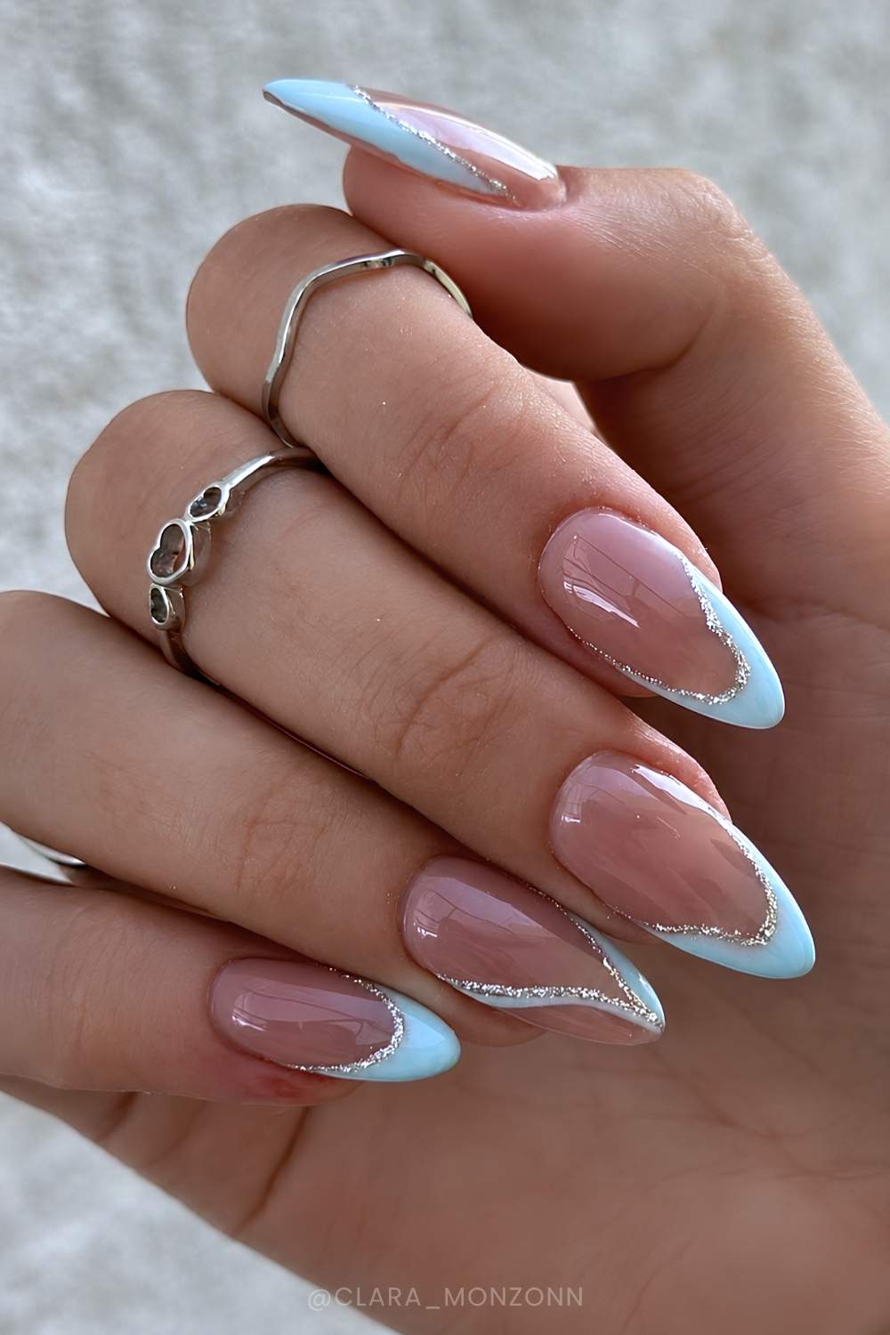 Long Pointed Pale Blue Glitter Outline French Nails Long Pointed Pale Blue Glitter Outline French Nails — Trendy Baby Blue Nails