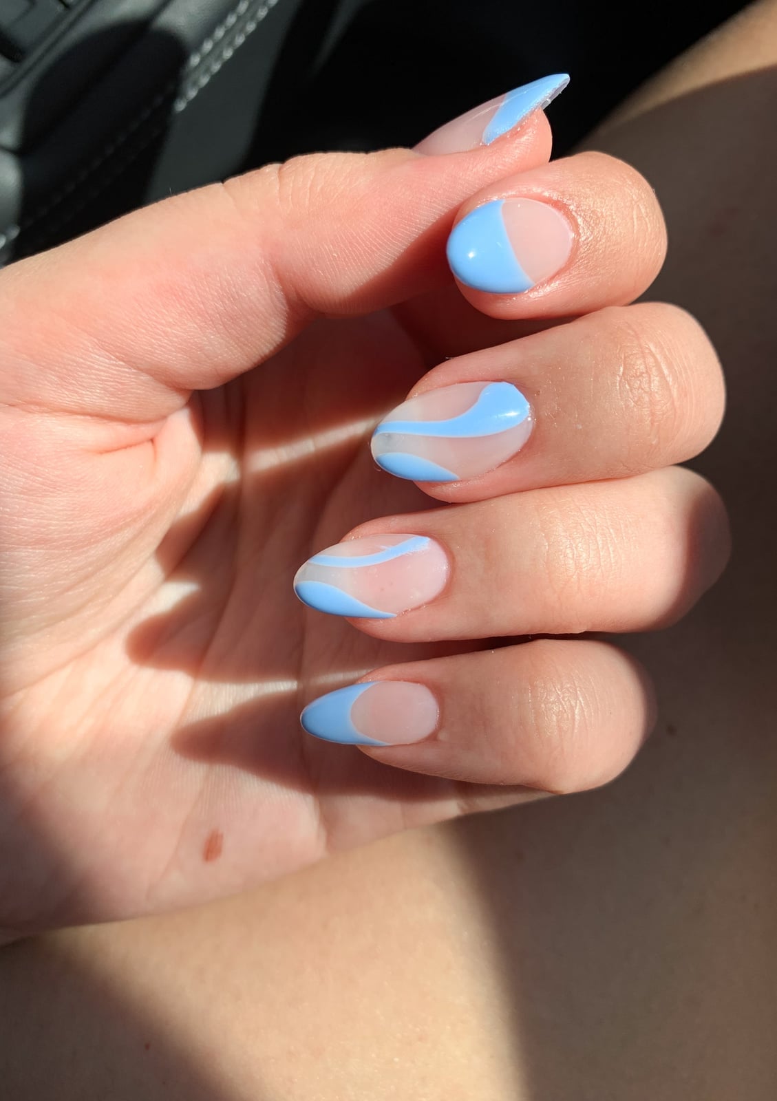 Medium Almond Baby Blue Swirl Accent Nails Medium Almond Baby Blue Swirl Accent Nails — Trendy Baby Blue Nails