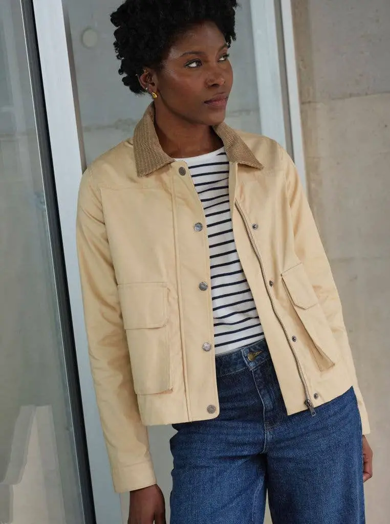 Beige Barn Jacket with Corduroy Collar Detail Beige Barn Jacket with Corduroy Collar Detail — Trendy Barn Jacket Outfit