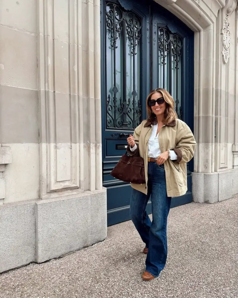 Oversized Khaki Barn Jacket with Button-Down Shirt Oversized Khaki Barn Jacket with Button-Down Shirt — Trendy Barn Jacket Outfit