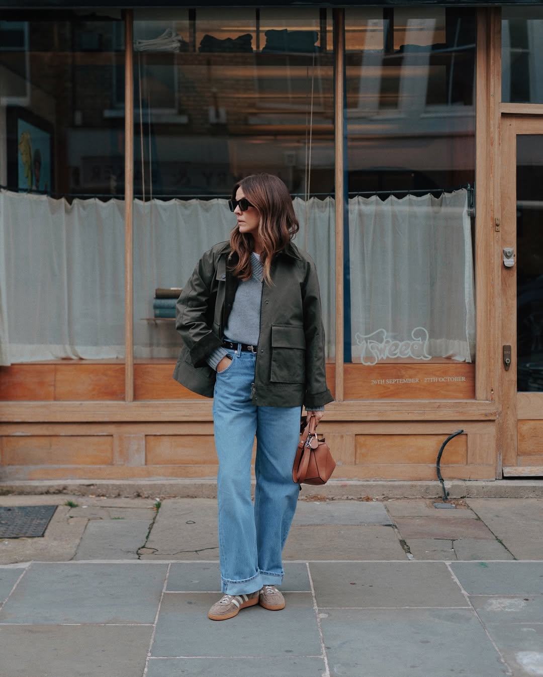 Olive Green Barn Jacket with Gray Sweater and Wide-Leg Jeans Olive Green Barn Jacket with Gray Sweater and Wide-Leg Jeans — Trendy Barn Jacket Outfit