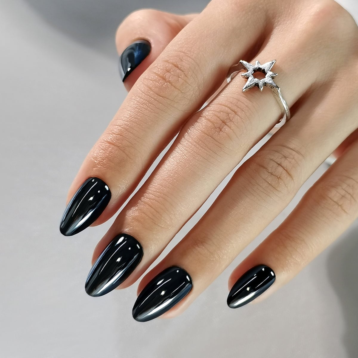 Short Almond Black Chrome Nails Short Almond Black Chrome Nails — Trendy Black Almond Nails