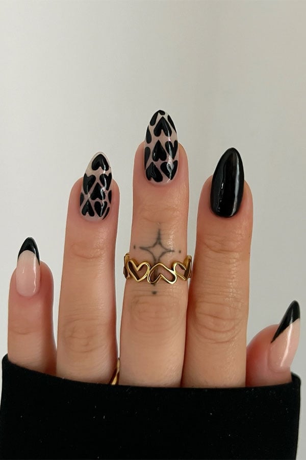Black Heart Almond Nails Black Heart Almond Nails — Trendy Black Almond Nails