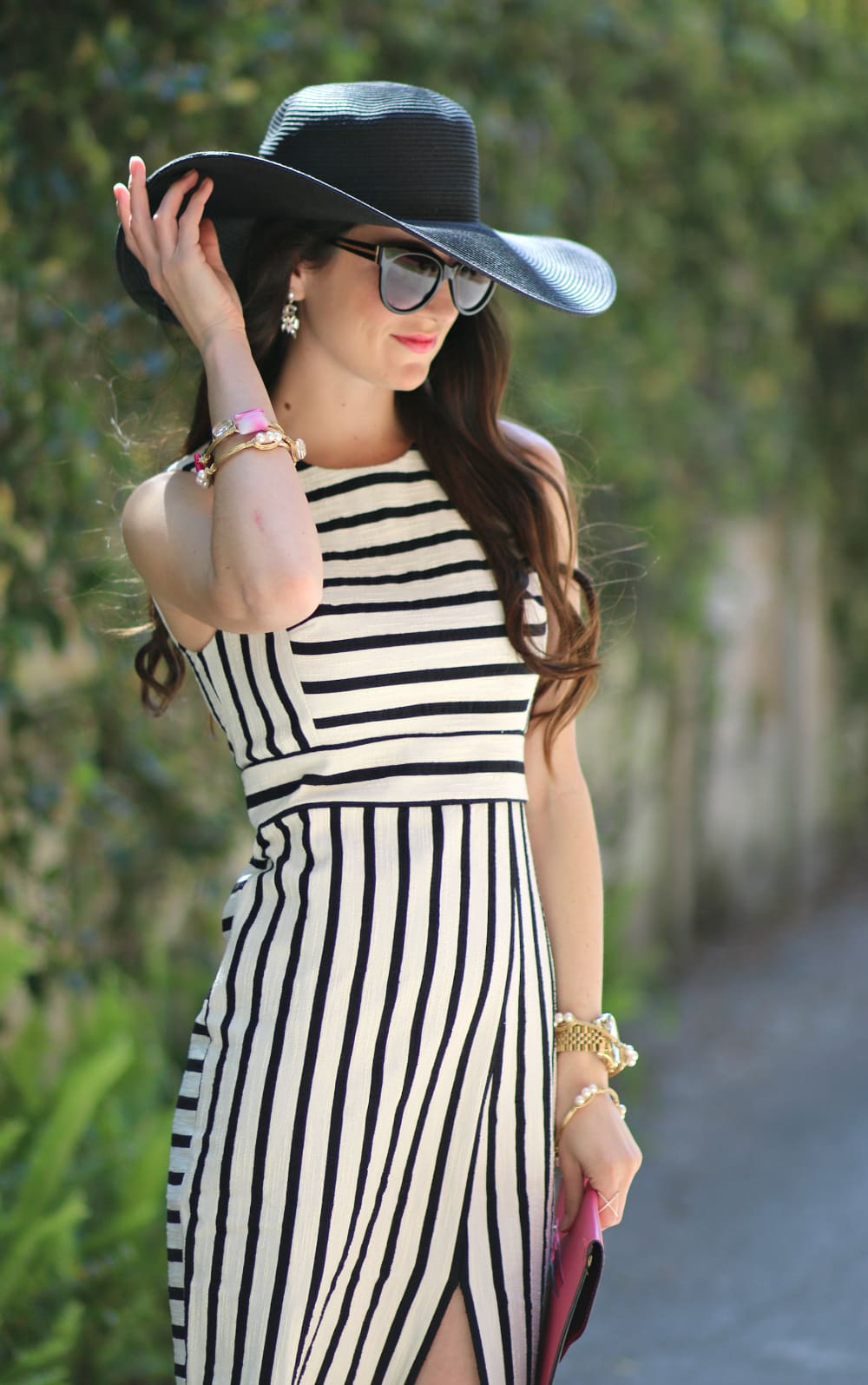 Striped Maxi Dress with Wide-Brim Hat — Trendy Black and White Outfits