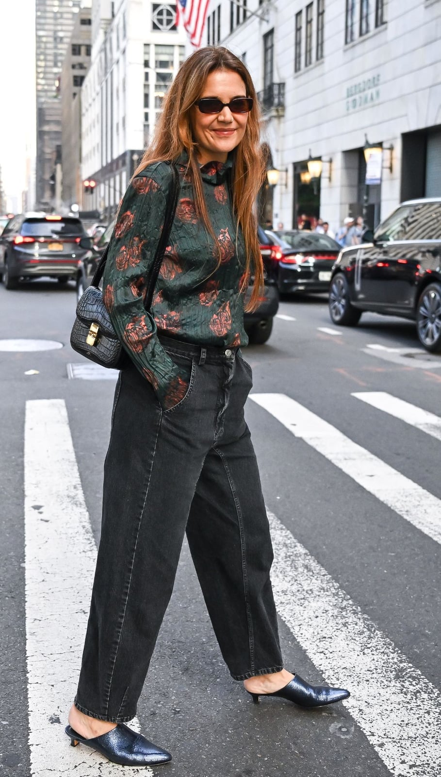 Printed Mock Neck Top with Black Barrel Jeans and Pointed Mules Printed Mock Neck Top with Black Barrel Jeans and Pointed Mules — Trendy Black Barrel Jeans Outfit