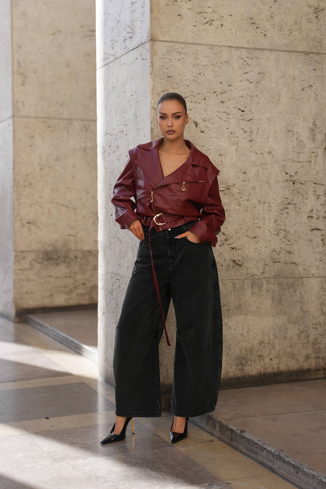 Red Leather Jacket with Black Barrel Jeans and Pointed Heels Red Leather Jacket with Black Barrel Jeans and Pointed Heels — Trendy Black Barrel Jeans Outfit