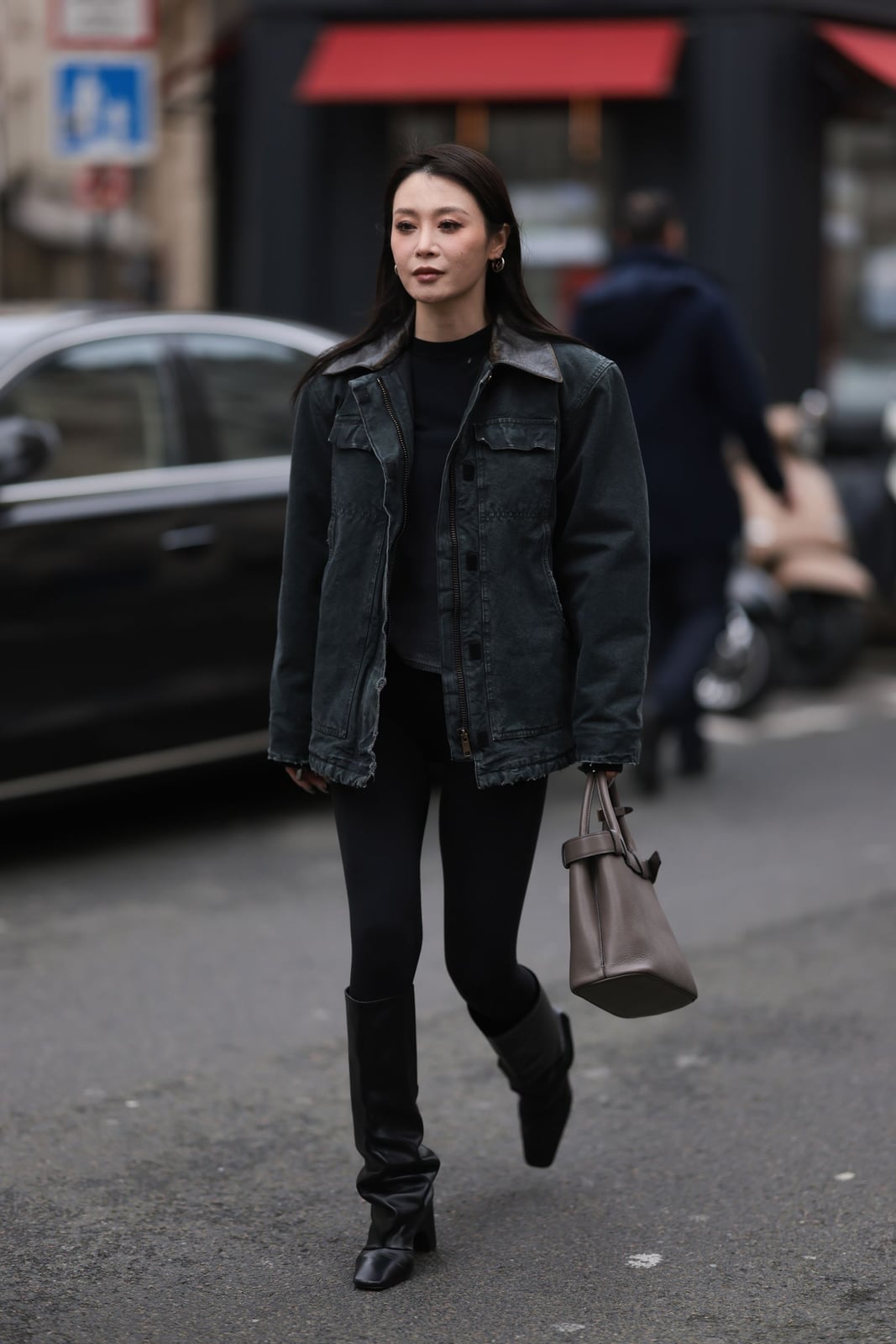 Charcoal Gray Denim Jacket With Black Leggings Charcoal Gray Denim Jacket With Black Leggings — Trendy Black Denim Jacket Outfit