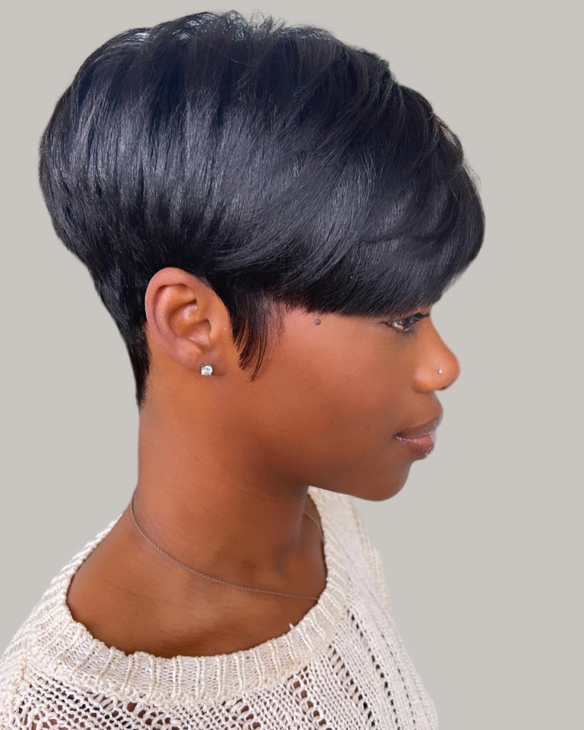Layered Chin Bob With Subtle Lowlights Layered Chin Bob With Subtle Lowlights — Trendy Black Hair